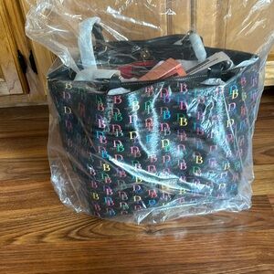 Dooney & Bourke Flynn DB75